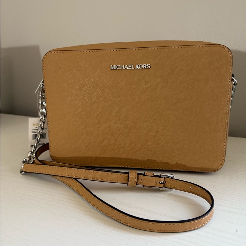 Michael Kors Jet Set Crossbody Bag